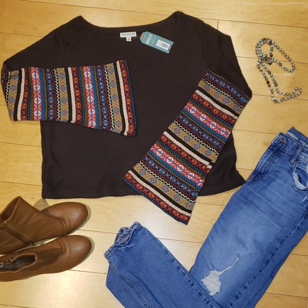 Brown artsy sweater